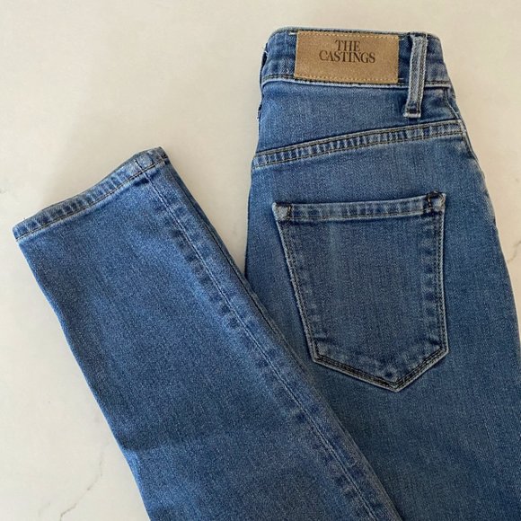 Aritzia The Castings High Rise Jeans - Picture 5 of 6
